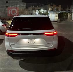 جیپ گراند شیرۆکی